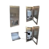 Wnękowy dozownik mydła w płynie, pojemność zbiornika 800 ml, stal matowa