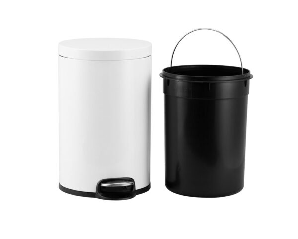 Kosz pedałowy SILENT SERENE, pojemność 20 l, metalowy, biały Kosz pedałowy SILENT SERENE, pojemność 20 l, metalowy, biały