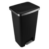 Kosz pedałowy HANA, pojemność 45 l, tworzywo sztuczne, czarny